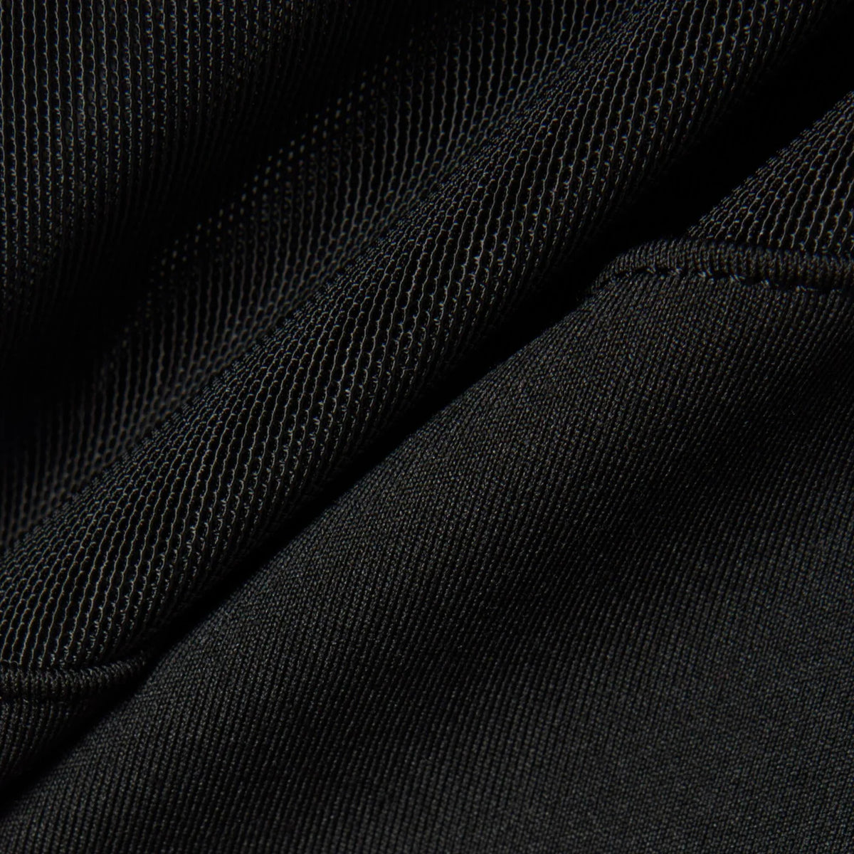 EF6876031_5