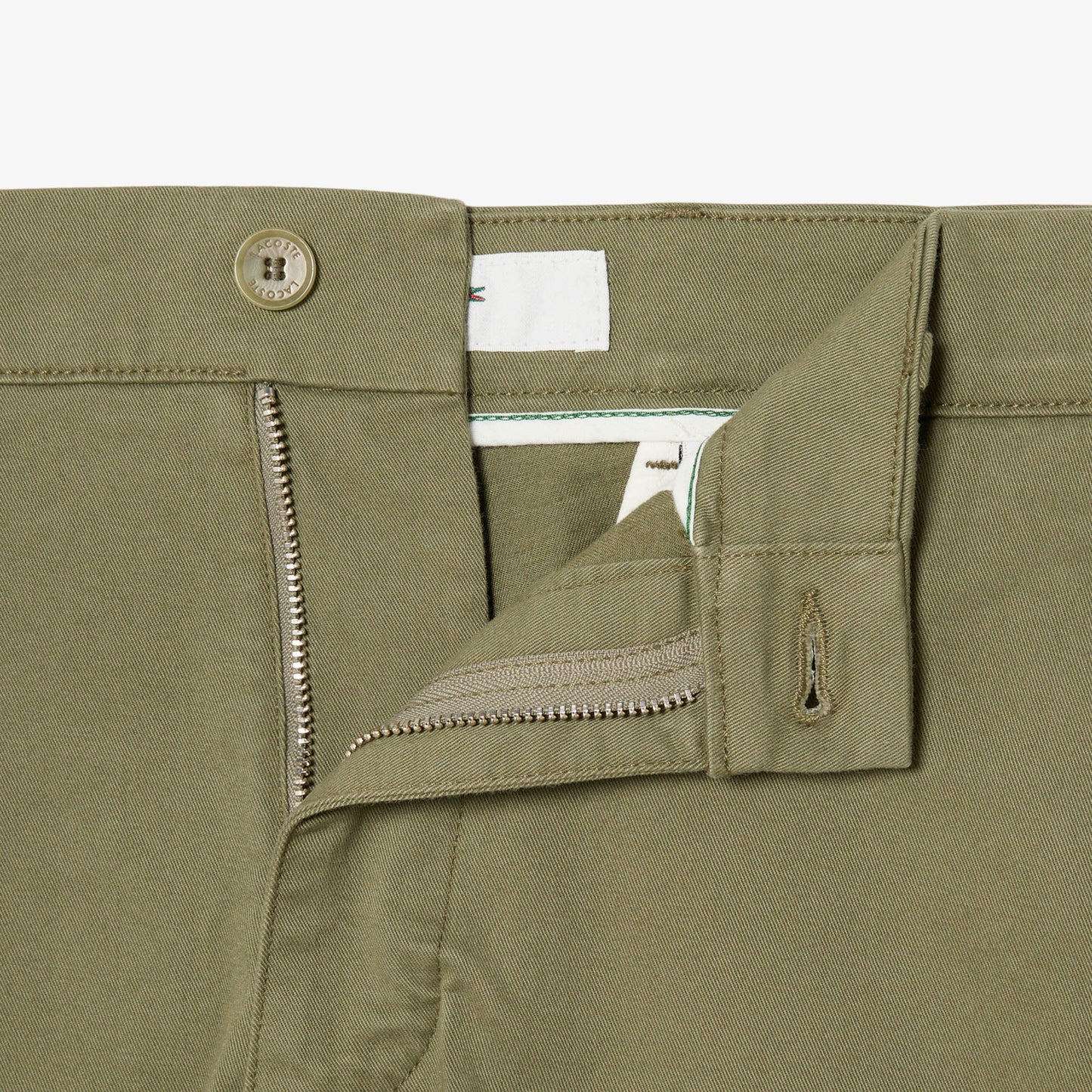 Bermuda Chino En Algodón Stretch De Corte Regular