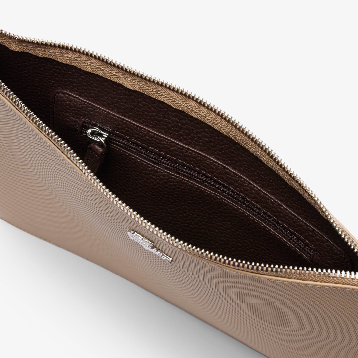 Pouch De Lona Piqué Recubierta Anna