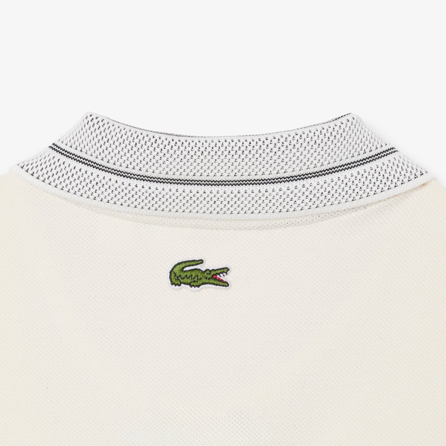 Polo De Corte Clásico Con Insignia Fabricado En Francia
