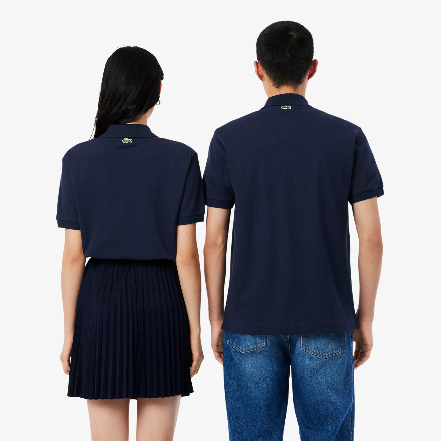 Polo De Corte Clásico Con Detalles De Marca En Relieve