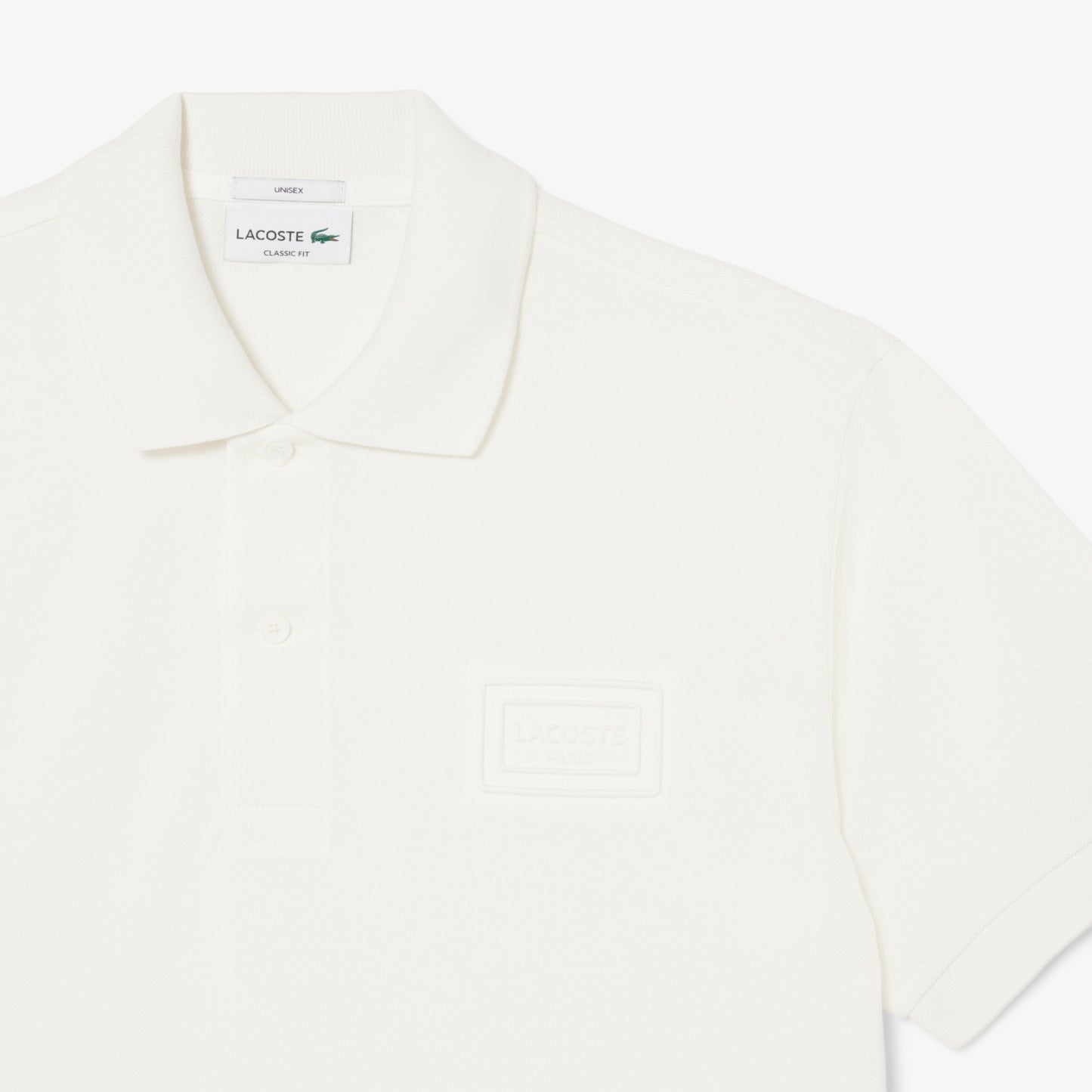 Polo De Corte Clásico Con Detalles De Marca En Relieve