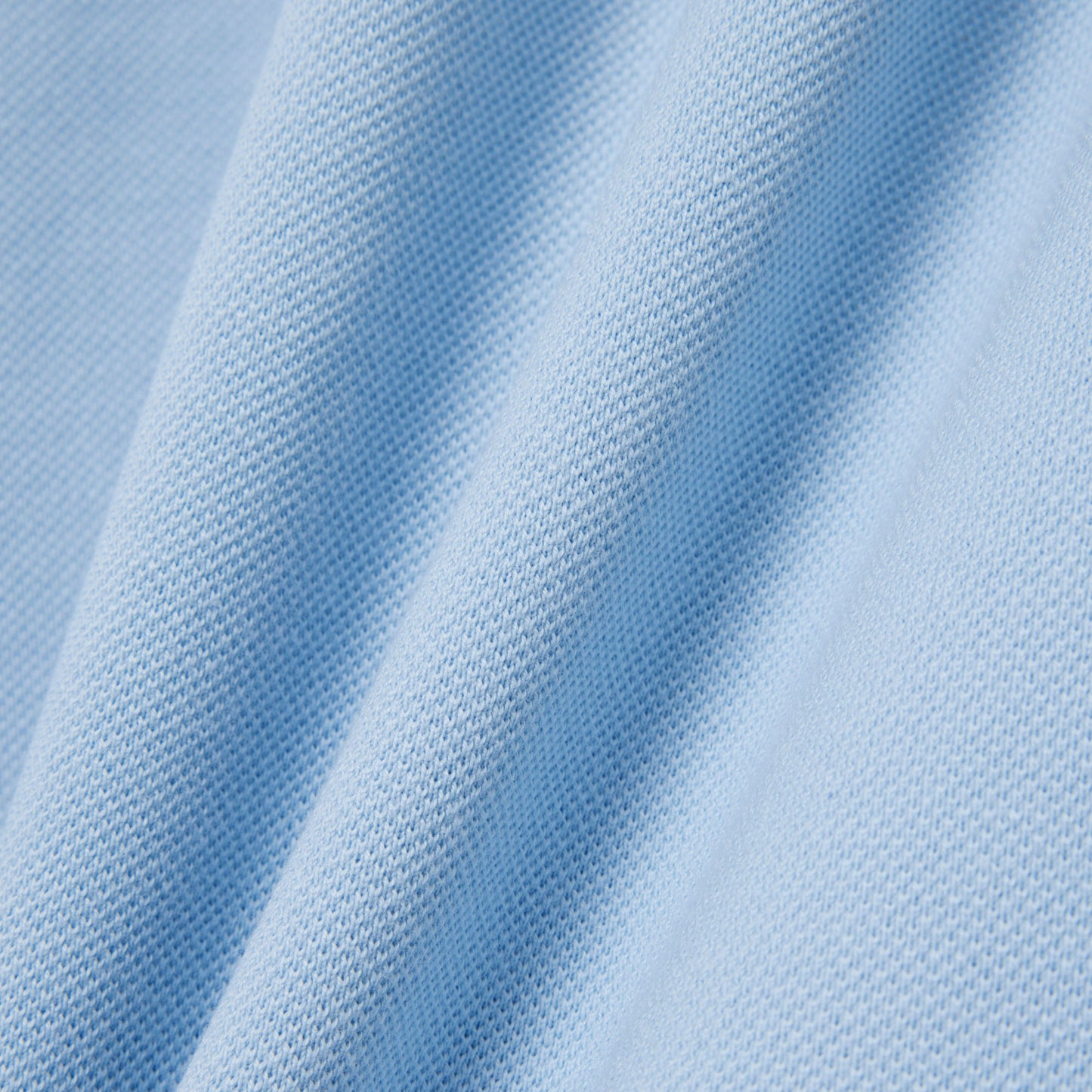 Polo De Canalé En Contraste De Corte Clásico