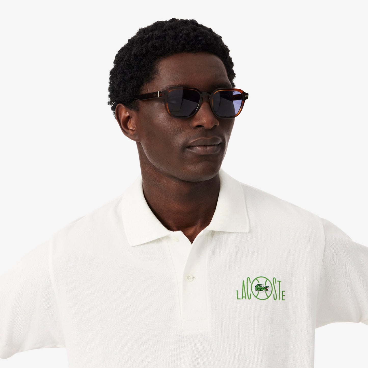 Polo De Corte Clásico Con Detalles De Marca Gráficos