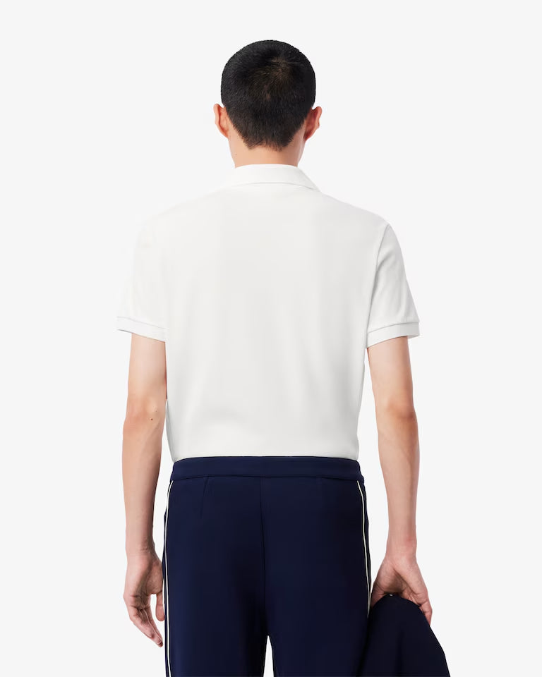 Polo Paris Con Cuello Abierto Y Fit Clásico