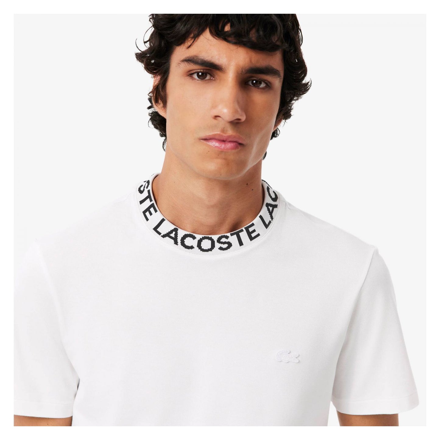 Camiseta De Piqué Y Emblema En Jacquard